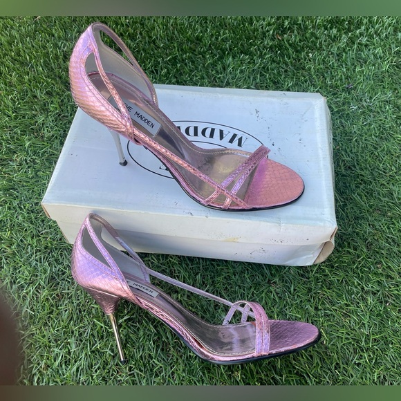 Steve Madden Scales Pink Python High Heels Sz(8) - Picture 4 of 6